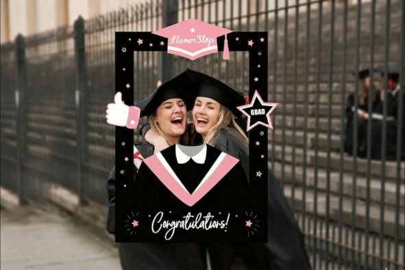 Graduation Photo Moments